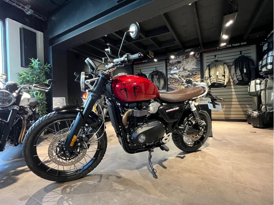 TRIUMPH SCRAMBLER 1200 X
