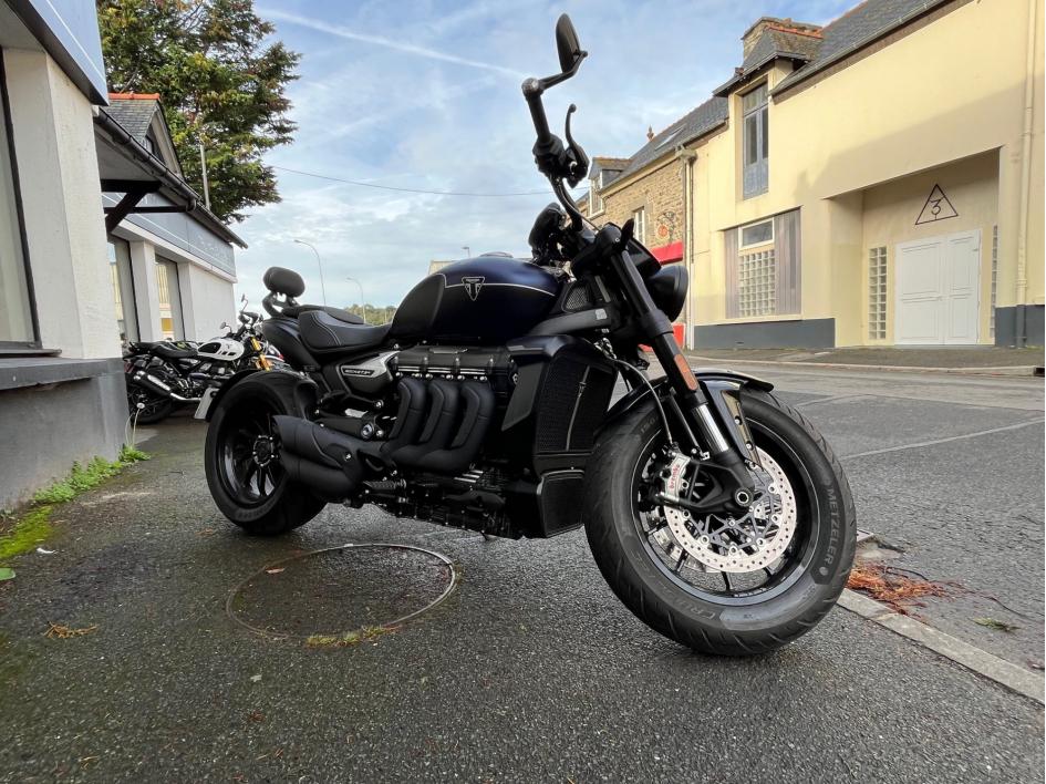 TRIUMPH ROCKET 3 R STORM