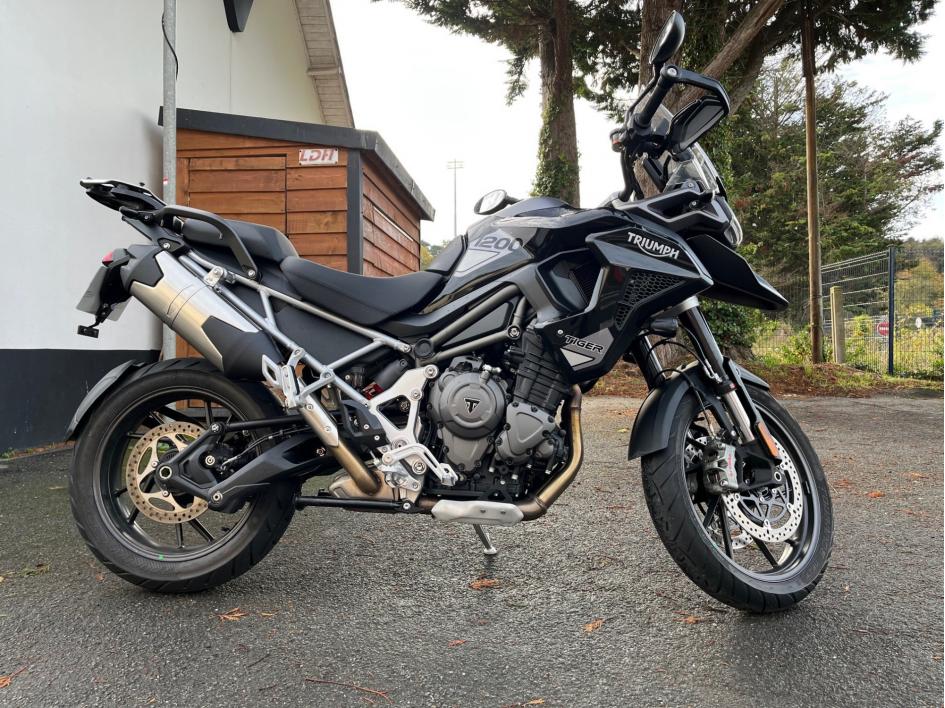 TRIUMPH TIGER 1200 GT PRO
