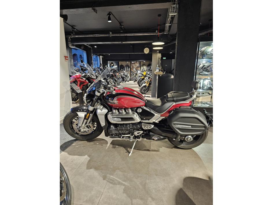 TRIUMPH ROCKET 3 R